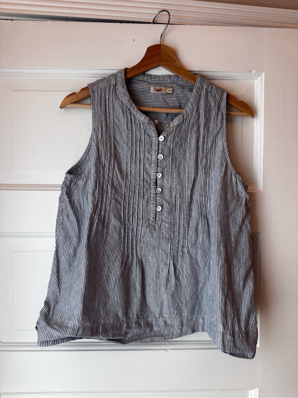 Faherty Isha 100% Linen Top